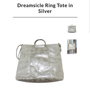 NWT T-Shirt & Jeans Dreamsicle Ring Tote